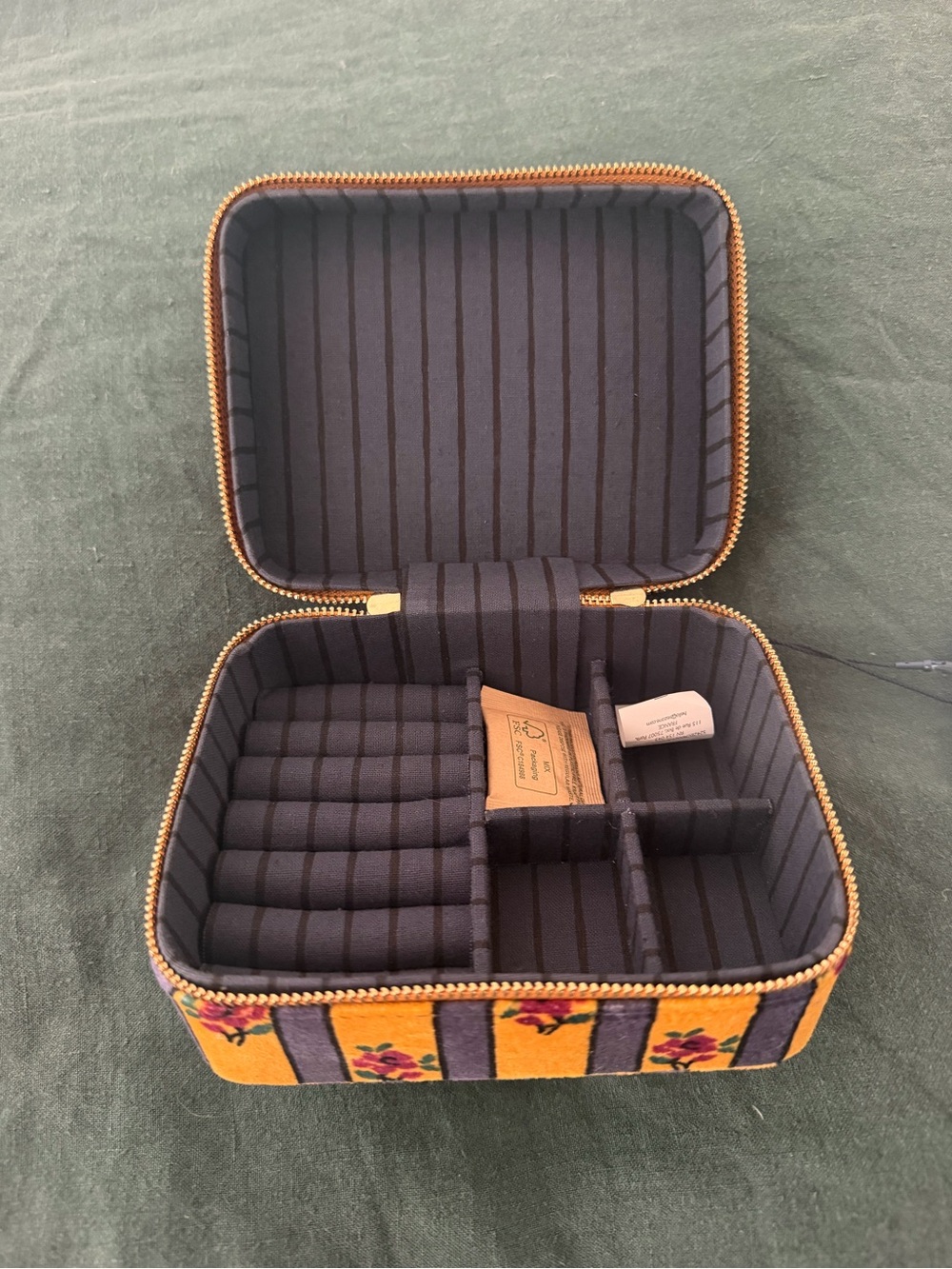 NWT Sezane Jewelry case - Picture 5 of 5